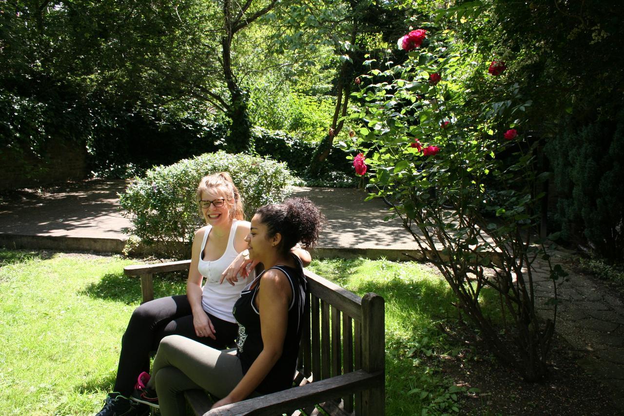 Belsize House Hostel London Bagian luar foto